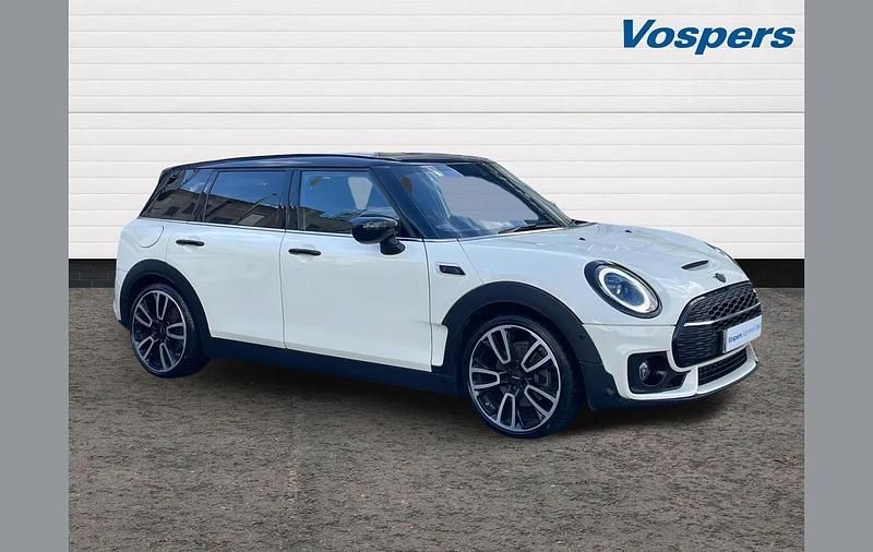 White Used 2021 Mini Cooper Clubman Sport Estate | £19,989 (Fair price) - Image 1/3