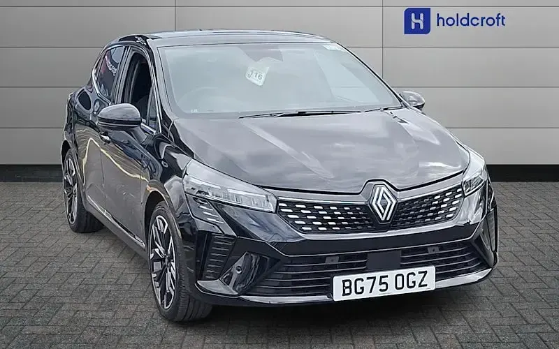 Used Renault Clio Techno 143 HP (105 kW) 2025 Hatchback