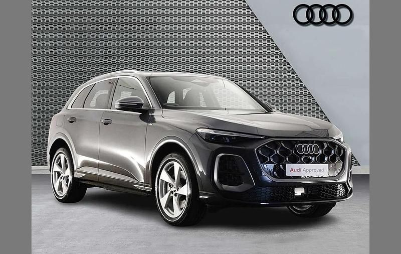 Used Audi Q5 S-Line 201 HP (147 kW) 2025 Grey SUV