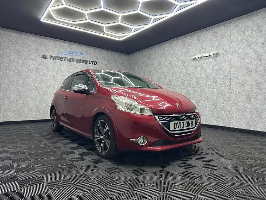 Usado Peugeot 208 GTi 2013 Vermelho Citadino