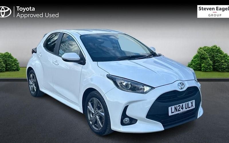 Usado Toyota Yaris Hybrid 116 CV (85 kW) 2026 Utilitario