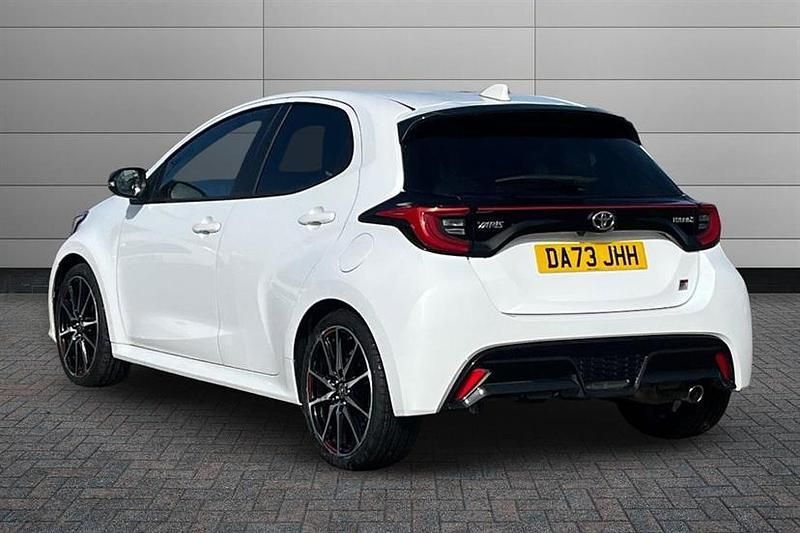 Used Toyota Yaris Hybrid Sport 116 HP (85 kW) 2023 Decuma grey Hatchback