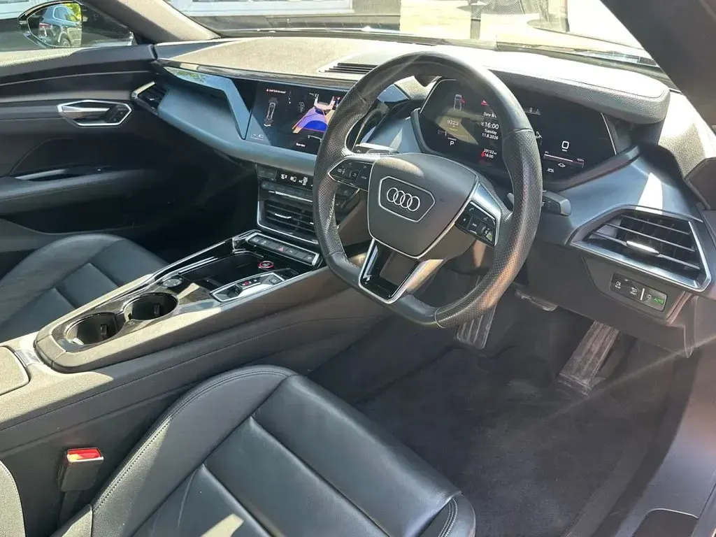 Used Audi e-tron GT quattro 350 kW (476 HP) 2022 Black Sedan