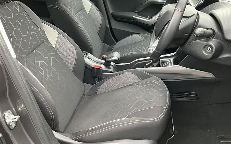 Used Peugeot 2008 Active 102 HP (75 kW) 2018 SUV