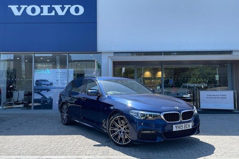 Blue Used 2019 BMW 540 M Sport Estate | £27,890 (Fair price) - Image 1/4