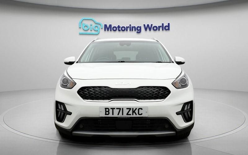 Used Kia Niro 141 HP (103 kW) 2022 White SUV