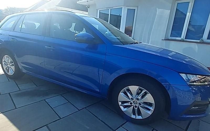 Used 2023 Skoda Octavia SE Estate | £14,099 (Good price) - Image 1/1