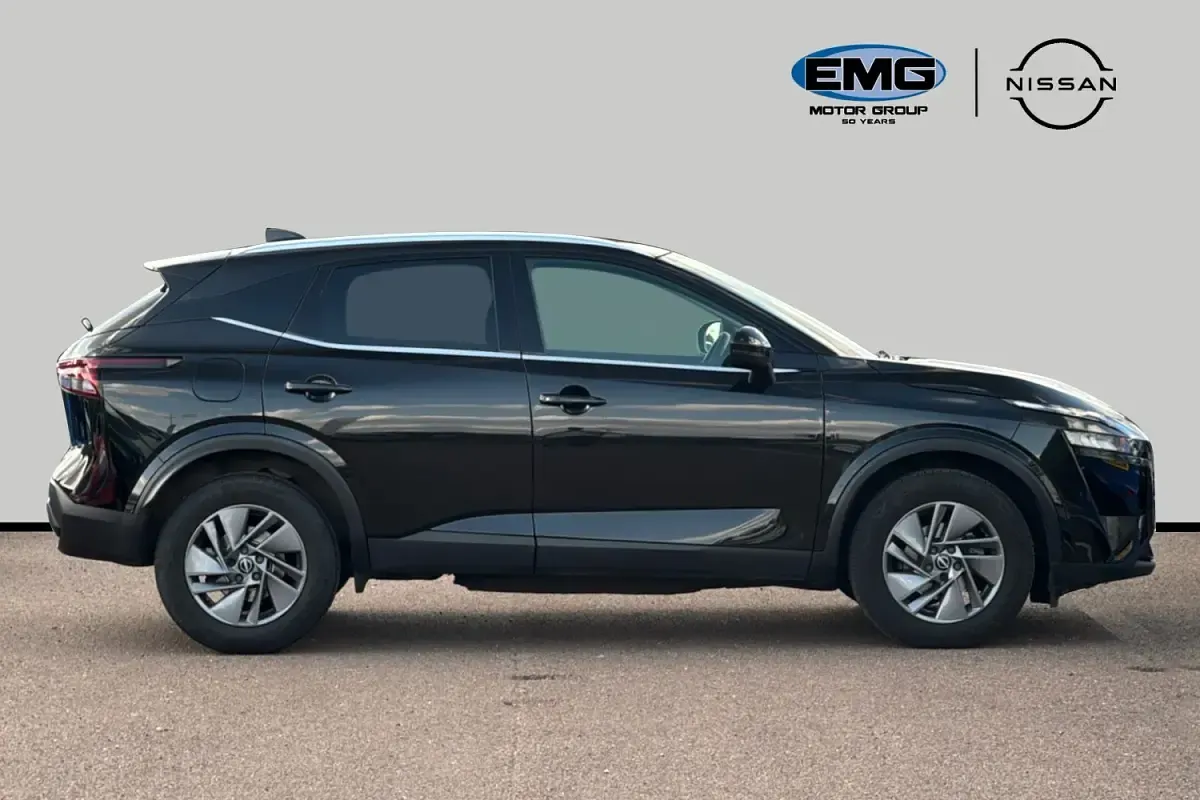 Used Nissan Qashqai Acenta Premium 158 HP (116 kW) 2023 Black SUV