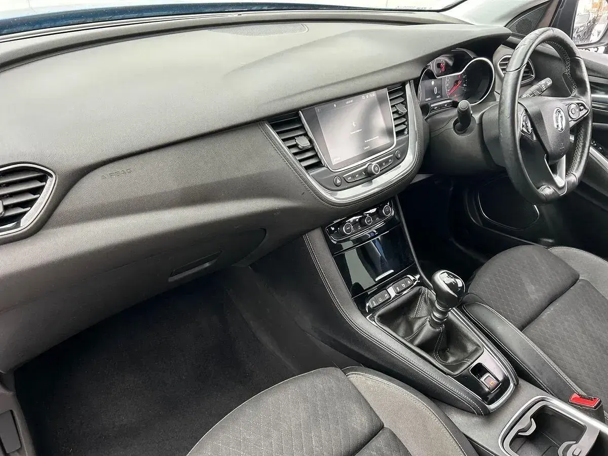Second-hand Vauxhall Grandland X SRi 131 CP (96 kW) 2020 Albastru SUV
