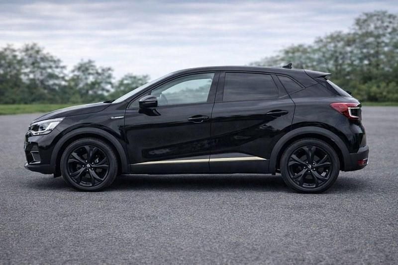 Used Renault Captur Engineered 143 HP (105 kW) 2023 Black SUV