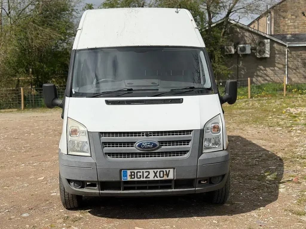 Used Ford Transit 125 HP (91 kW) 2012 White Van