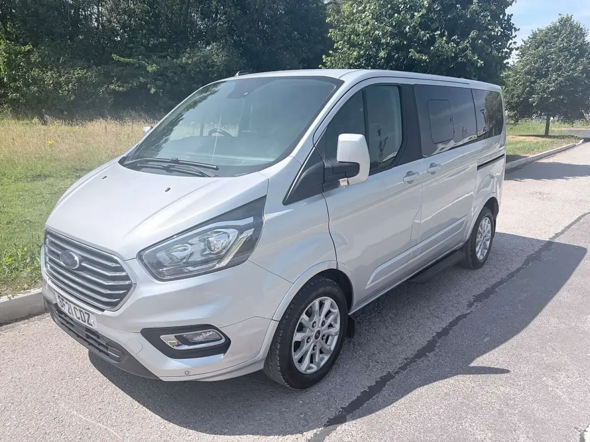 Used Ford Tourneo Custom 2021 Silver Van