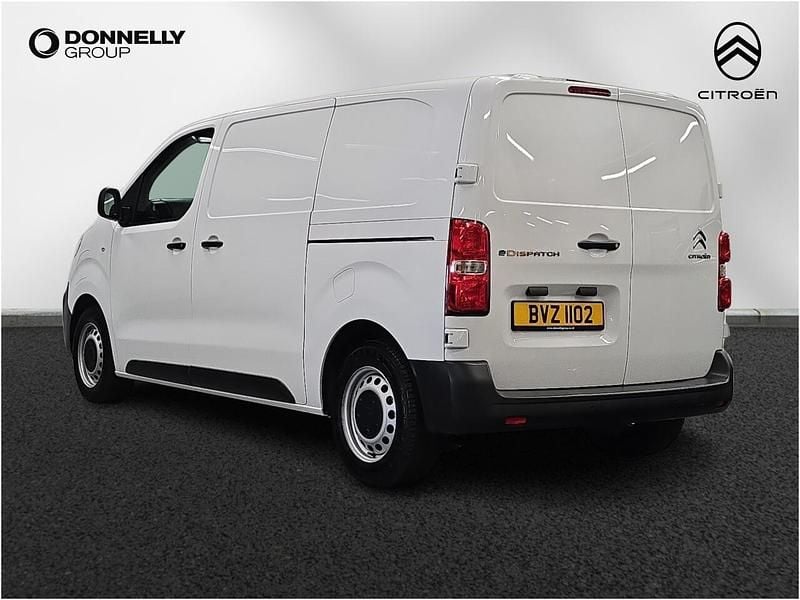 White Used 2024 Citroën Dispatch MPV | £16,750 (Fair price) - Image 1/4