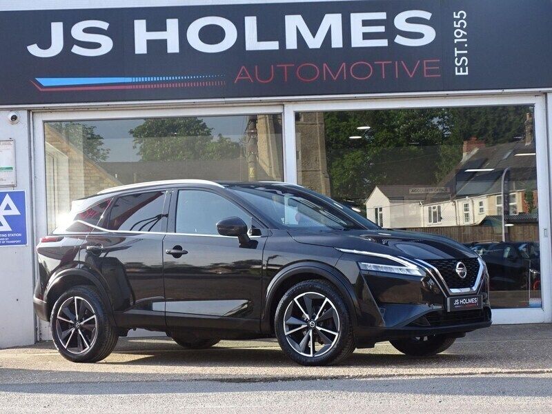 Black Used 2021 Nissan Qashqai S SUV | £20,690 (Expensive) - Image 1/4