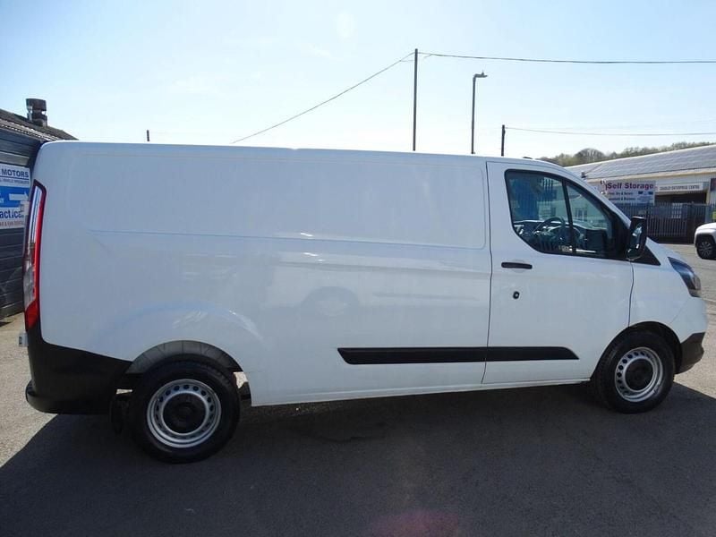 Used Ford Transit Custom S 130 HP (95 kW) 2022 White Van