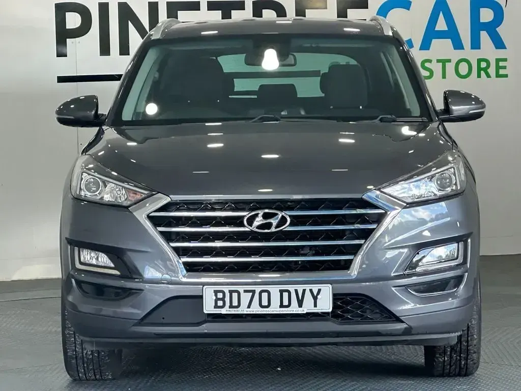 Used Hyundai Tucson SE 132 HP (97 kW) 2020 Grey SUV