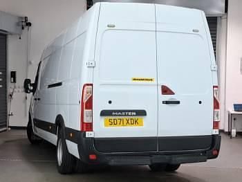 Used Renault Master Business 2021 White MPV
