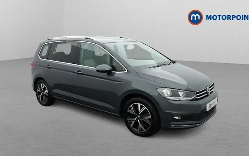 Używany VW Touran SEL 150 KM (110 kW) 2025 Minivan