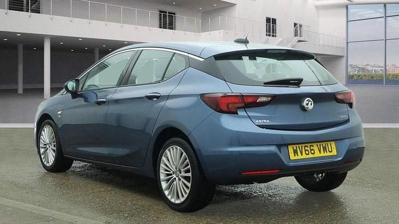 Used Vauxhall Astra Elite 2016 Blue Hatchback