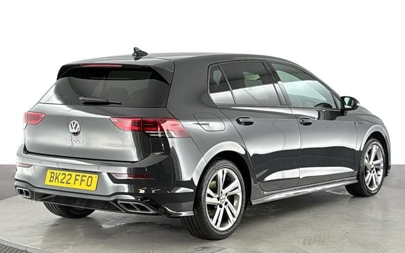 Used VW Golf VII R-line 150 HP (110 kW) 2021 Hatchback