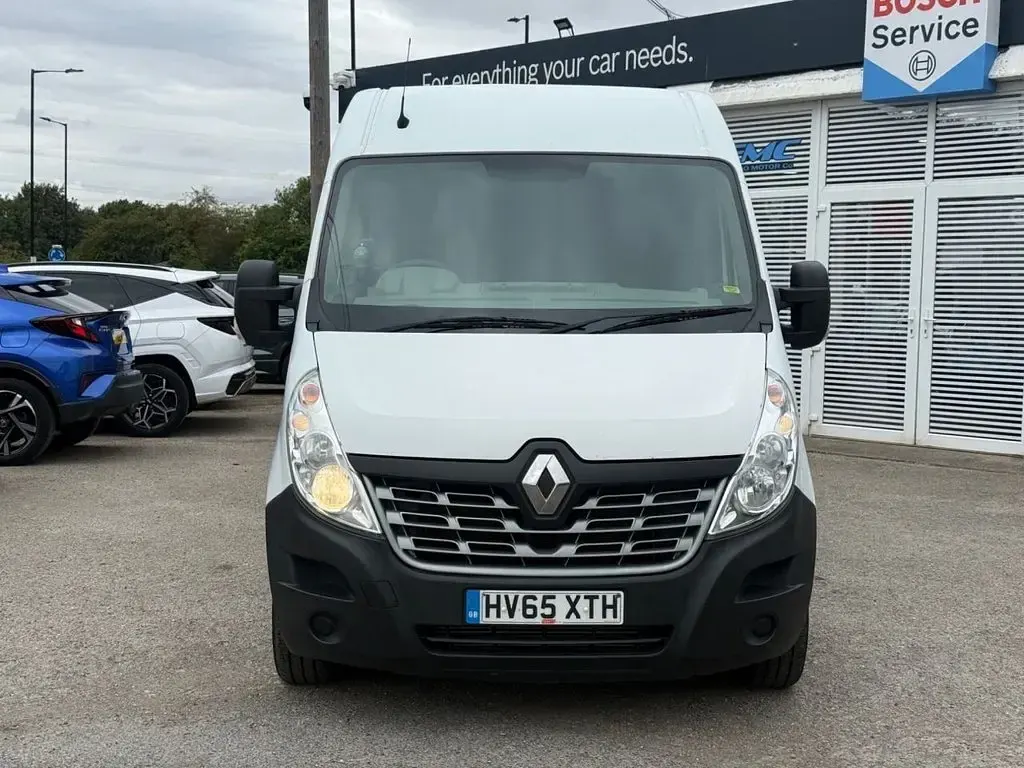 Used Renault Master Business 2015 White Van