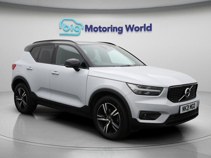 Silver Used 2021 Volvo XC40 R-Design SUV | £19,700 (Fair price) - Image 1/4