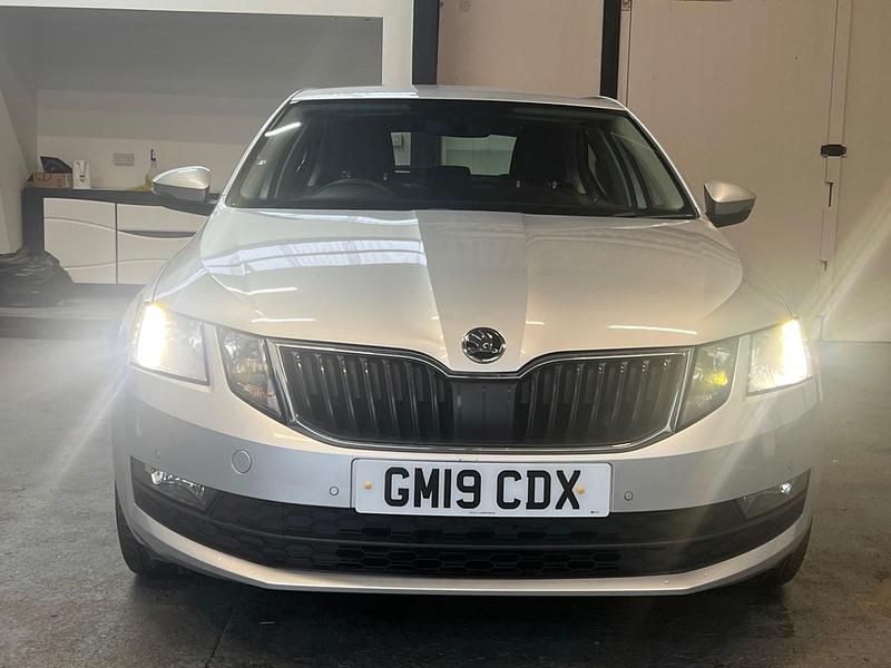 Used Skoda Octavia SE Technology 115 HP (84 kW) 2019 Silver Hatchback