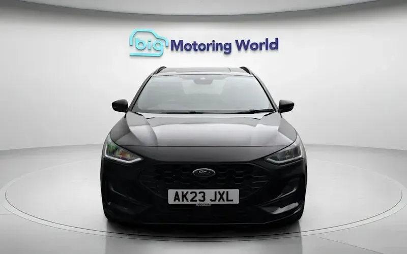 Used Ford Focus ST-Line X 125 HP (91 kW) 2023 Black Estate