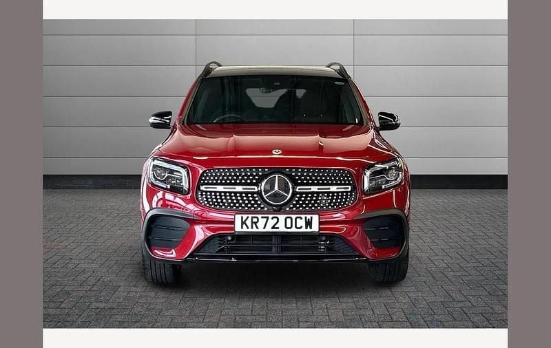 Used Mercedes GLB200 AMG Line Premium Plus 161 HP (118 kW) 2023 Red SUV
