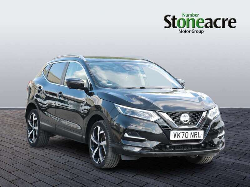 Black Used 2020 Nissan Qashqai Tekna SUV | £15,995 (Fair price) - Image 1/4