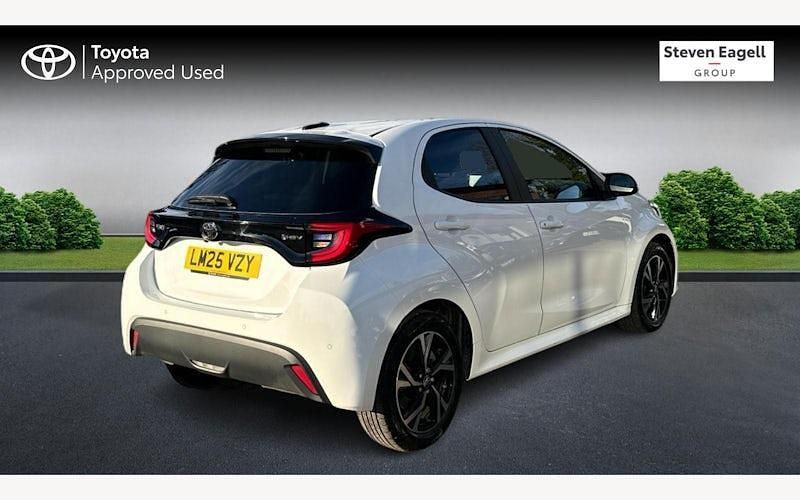 Used Toyota Yaris Hybrid Design 116 HP (85 kW) 2025 Hatchback