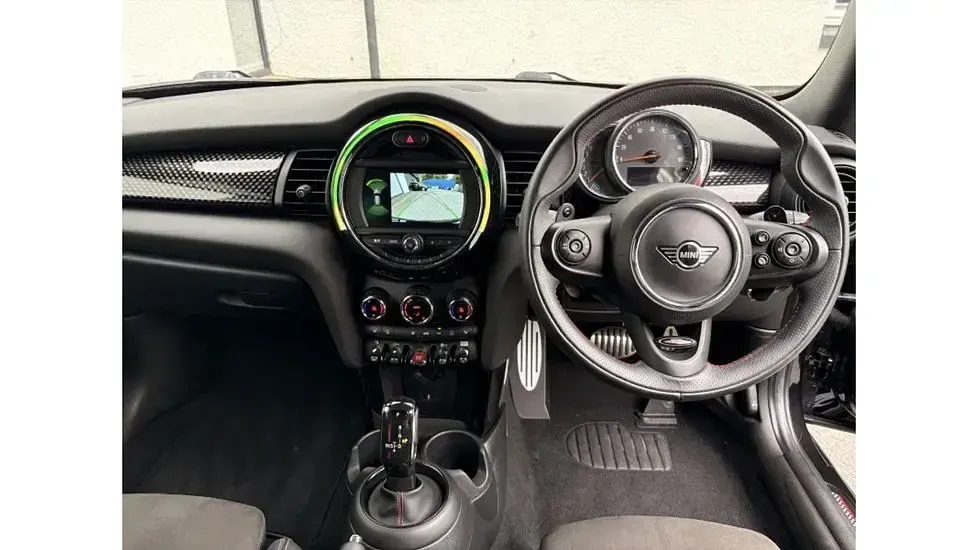 Used Mini Cooper S Hatch 189 HP (139 kW) 2020 Black Hatchback