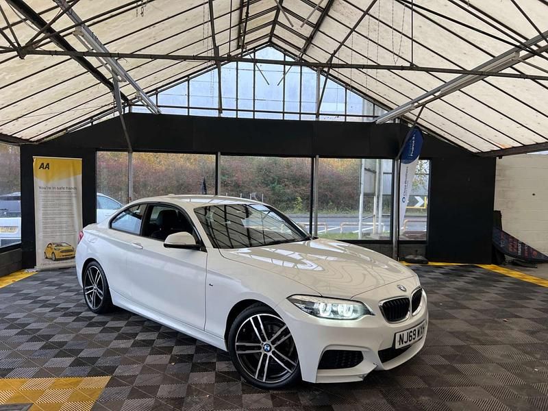 White Used 2019 BMW 218 M Sport Coupe | £13,195 (Fair price) - Image 1/2