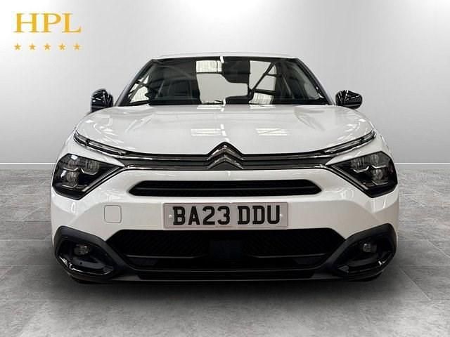 Used Citroën C4 PureTech 102 HP (75 kW) 2023 White SUV