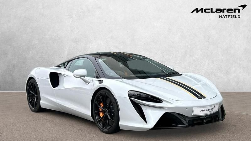 Used McLaren Artura 680 HP (500 kW) 2023 Grey Coupe