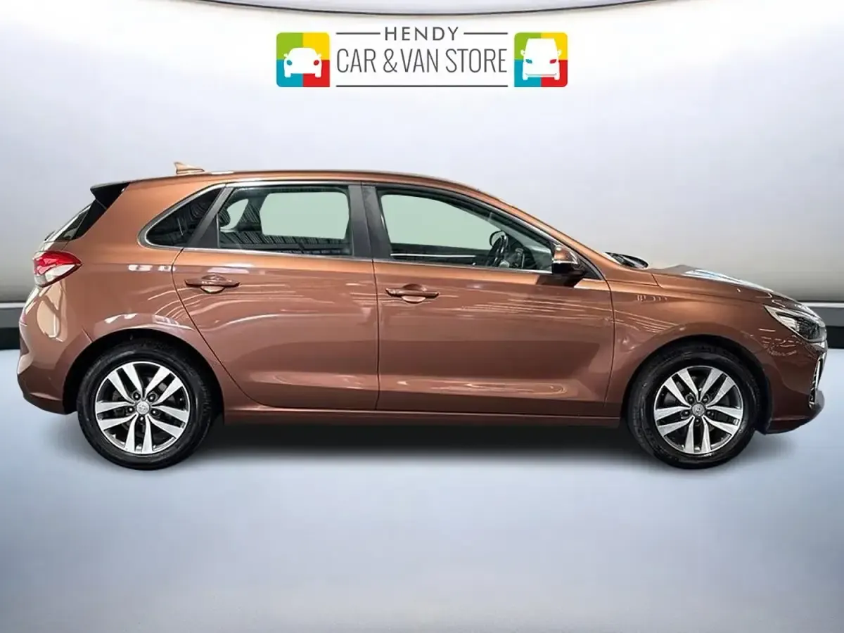 Used Hyundai i30 SE 2017 Bronze Hatchback