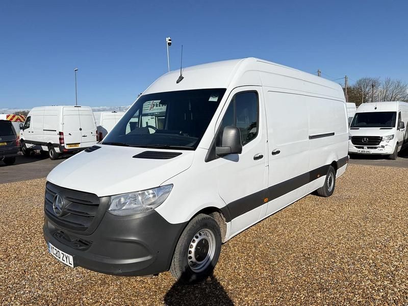 Used Mercedes Sprinter 143 HP (105 kW) 2020 White Van