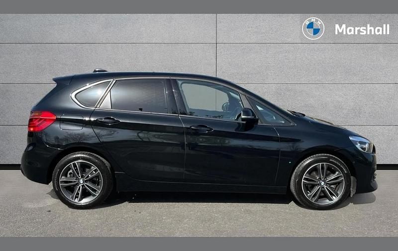Used BMW 220 Sport Line 192 HP (141 kW) 2019 Black Estate