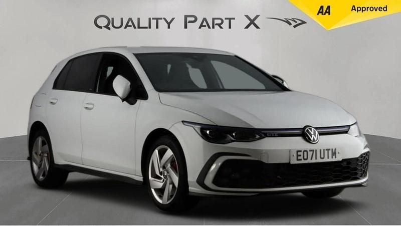 Used VW Golf VII GTE 204 HP (150 kW) 2021 White Hatchback