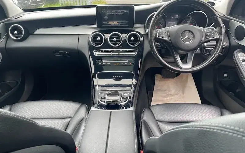Used Mercedes C200 Premium 184 HP (135 kW) 2016 Grey Sedan