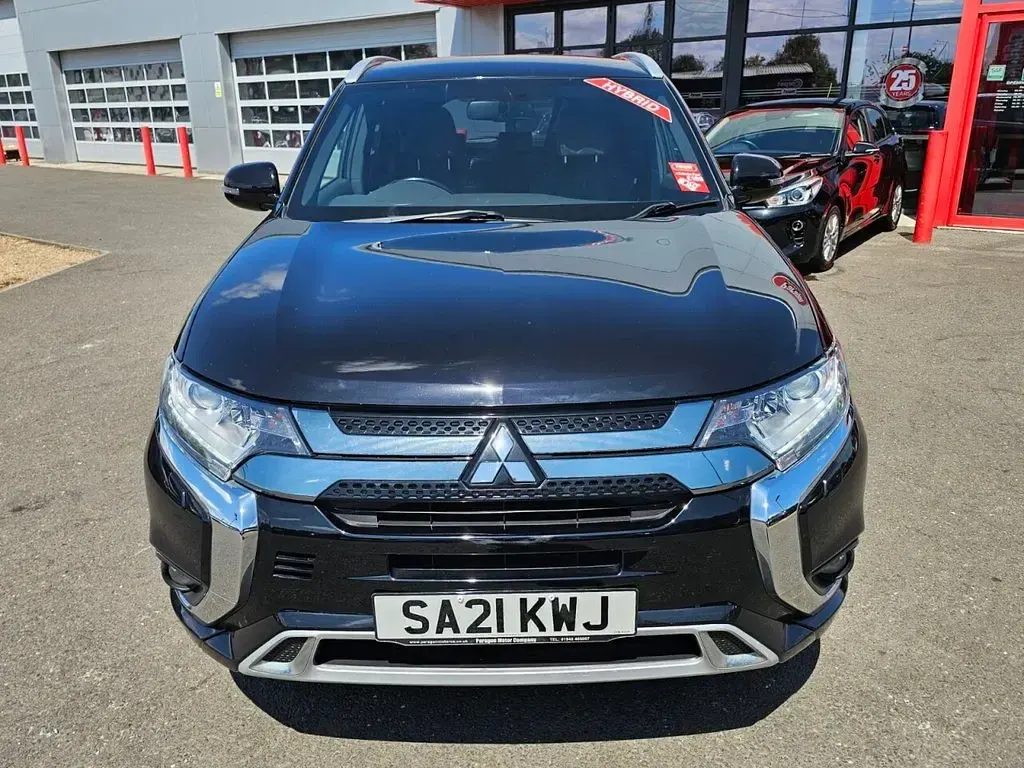 Used Mitsubishi Outlander P-HEV 2021 Black SUV