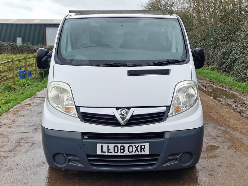Used Vauxhall Vivaro 90 HP (66 kW) 2008 White MPV