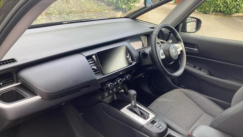 Begagnad Honda Jazz Advance 122 HK (89 kW) 2025 Svart Halvkombi