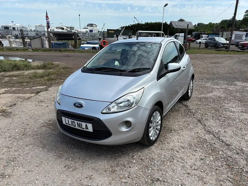 Used Ford Ka Zetec 69 HP (50 kW) 2010 Silver Hatchback