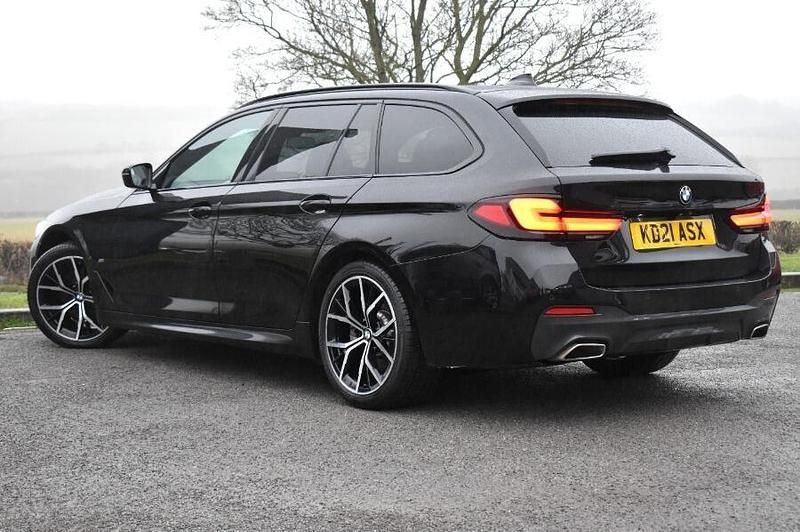 Used BMW 520 M Sport 190 HP (139 kW) 2021 Black Estate