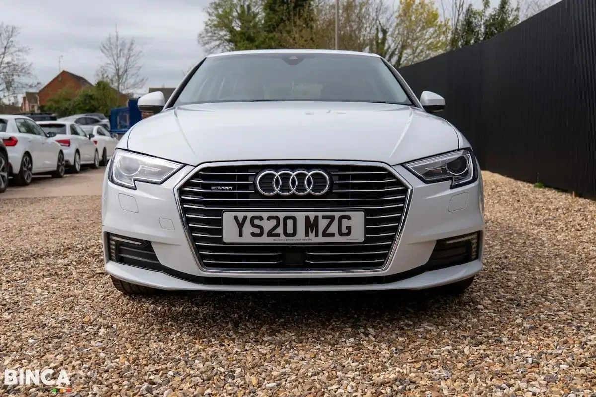 Used Audi A3 Sportback e-tron Advanced 2020 White Hatchback