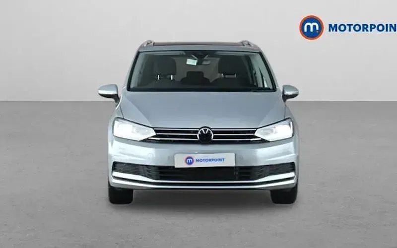 Used VW Touran Match 150 HP (110 kW) 2025 Silver MPV
