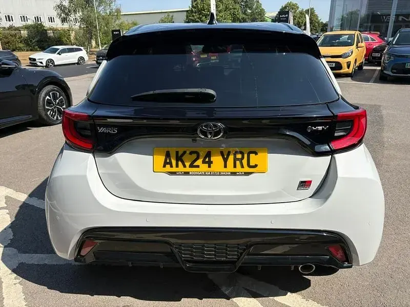 Used Toyota Yaris Sport 130 HP (95 kW) 2024 Grey Hatchback