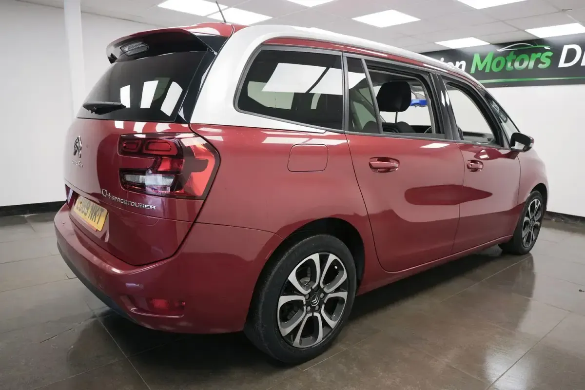 Usado Citroën Grand C4 Picasso Feel 130 HP (95 kW) 2019 Vermelho Monovolume