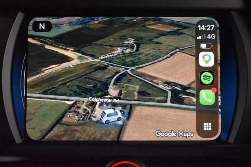 Used Mini Cooper Clubman 136 HP (100 kW) 2018 Red Estate